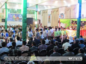اجرای ورزش باستانی توسط ورزشکاران زورخانه های گناباد در بیلند به مناسبت عید غدیر