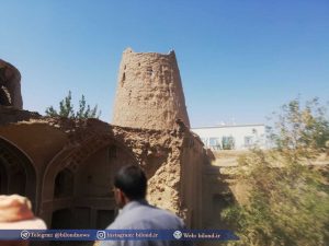 تخریب تنها برج و باروی تاریخی بیلند در سایه بی توجهی مسیئولین و ناآگاهی مالکین